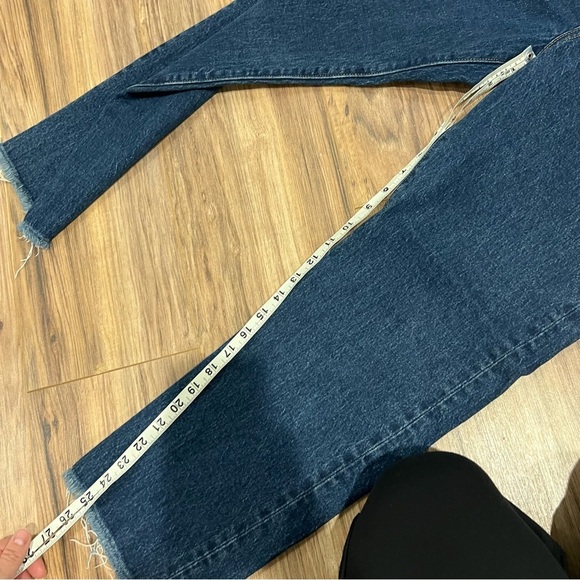 Levi’s Wedgie Straight Jean - Picture 8 of 10